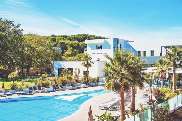 Mouratoglou Hotel Resort in Biot