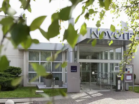 Novotel Evry-Courcouronnes - Accueil