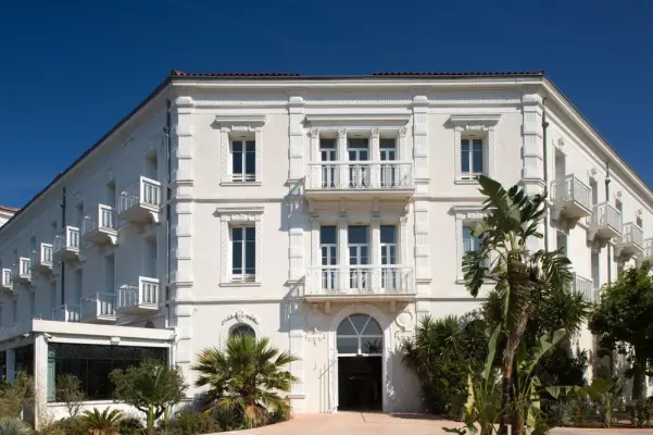 Grand Hôtel des Sablettes, Curio Collection by Hilton - Extérieur