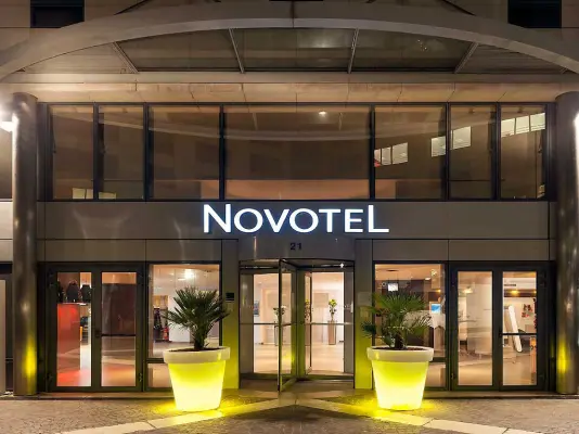 Novotel Paris Rueil Malmaison - Hotel Exterior