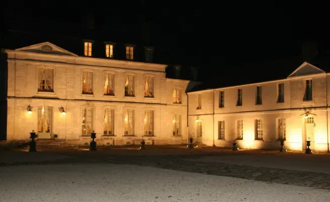 Château de Maudetour - De nuit