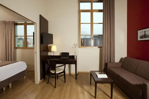 Residhome Appart Hotel Caserne de Bonne - Appartement