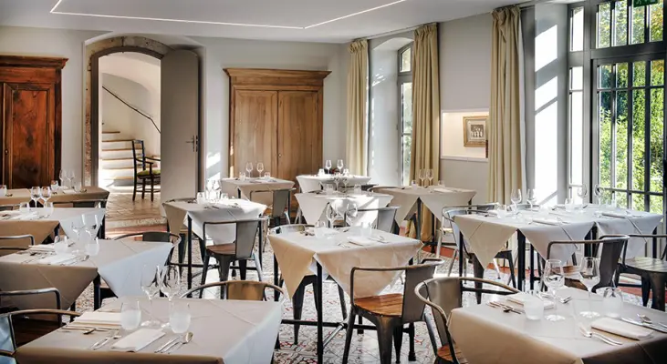 Le Clair de la Plume - Privatized dining room