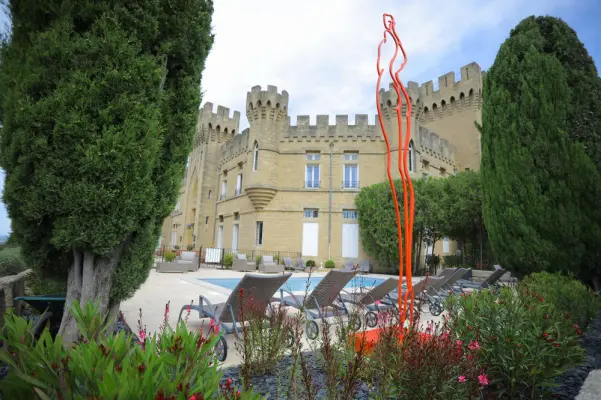 Château Fines Roches - Extérieur
