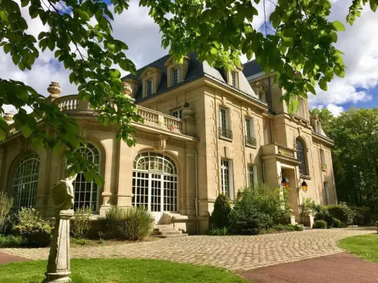 Château des Forgets - Extérieur