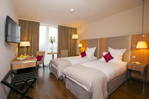 Residhome Appart Hotel Roissy-Park - Chambre double