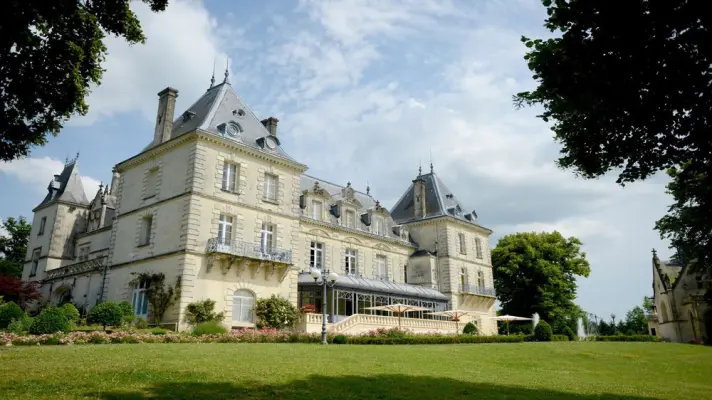 Château de Mirambeau - Façade
