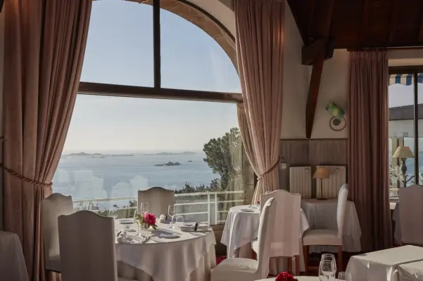 Manoir de Lan Kerellec - Restaurant avec vue sur mer