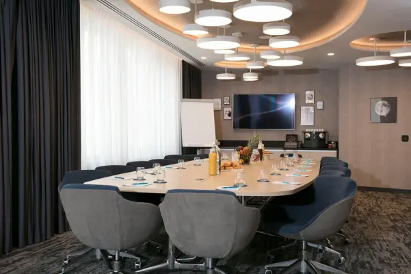 Hampton by Hilton Paris Clichy - Espace meeting boardroom