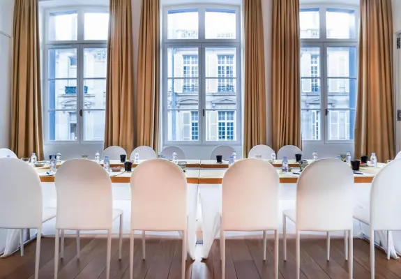 Hôtel Marignan Champs-Elysée - Salle de réunion