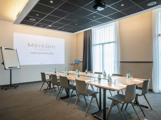 Mercure Paris Gennevilliers - Salle de réunion