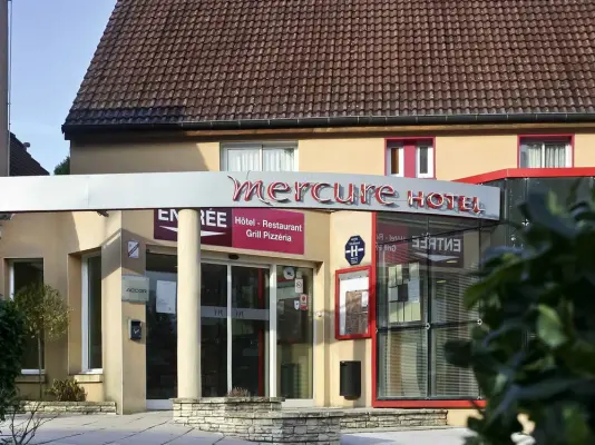 Mercure Luxeuil-lès-Bains Hexagone - Accueil