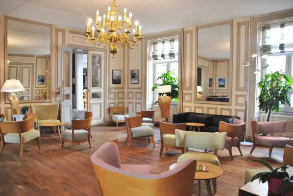 Hotel de l'Europe Poitiers - Lounge - Bar