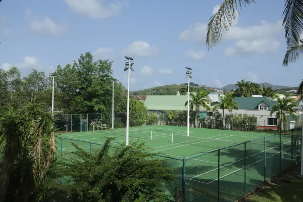 Hôtel Bakoua - Court Tennis