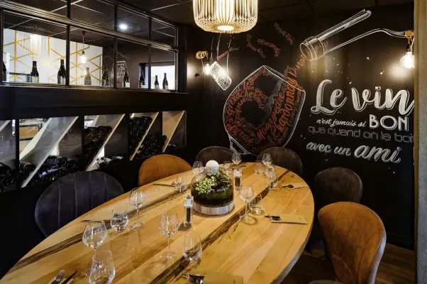 Mercure Lyon Est Chaponnay - Restaurant verrière