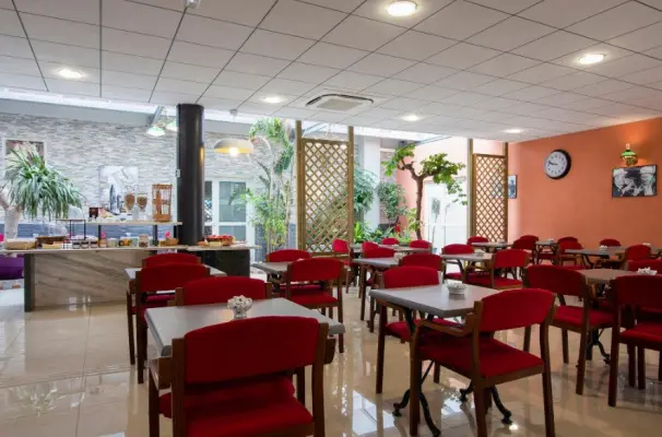 Best Western Hotel  SPA Pau Lescar Aeroport - Petit déjeuner