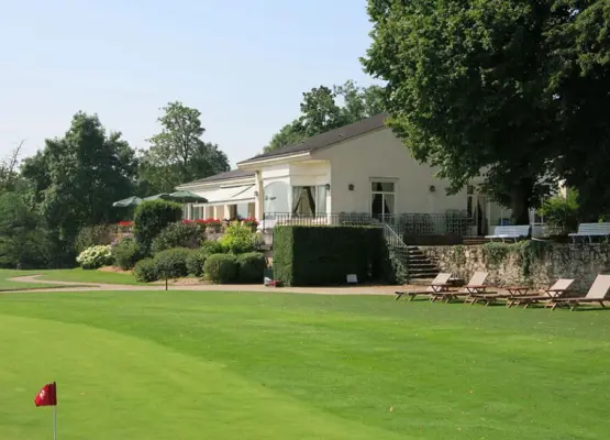 Campo de golf de Ormesson en Ormesson-sur-Marne