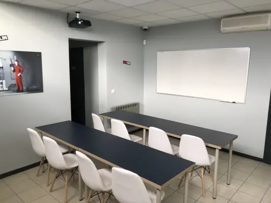 EComWork - Casa de Papel meeting room in the classroom