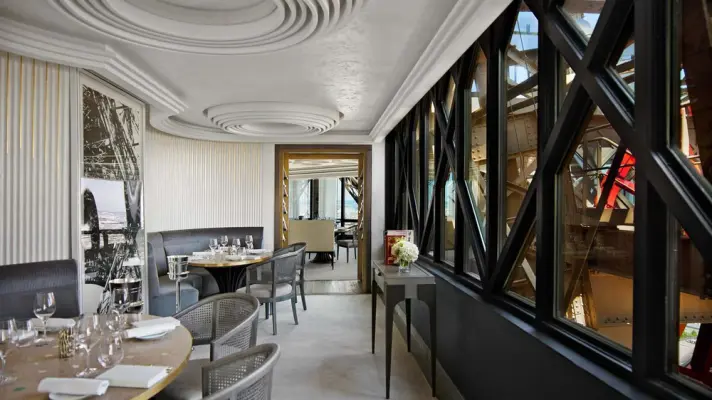 Restaurant le Jules Verne - Lieu de séminaire à Paris (75)