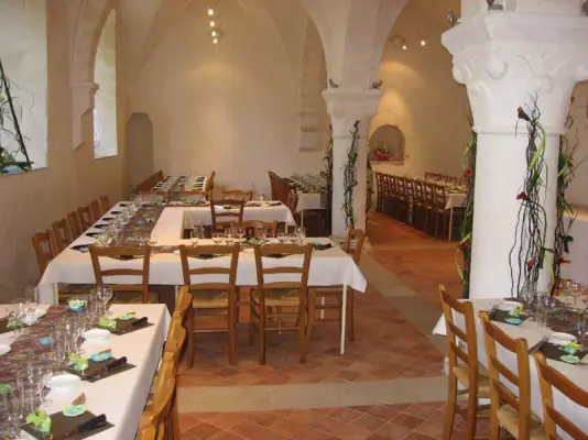 Abbaye Saint Gilbert de Neuffonts - Salle de réception