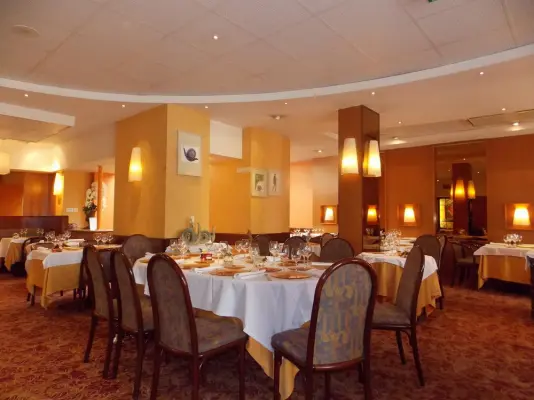 Hôtel Chambord - Restaurant