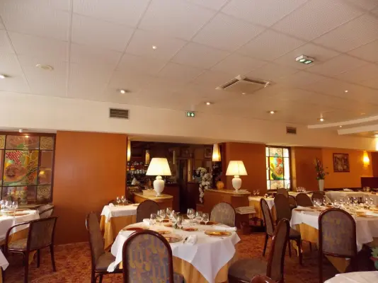 Hôtel Chambord - Restaurant