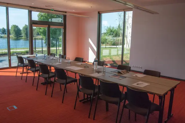 Appart hôtel Mer et Golf City Bordeaux Bruges - Salle de réunion