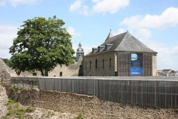Musée du Château de Mayenne - Extérieur