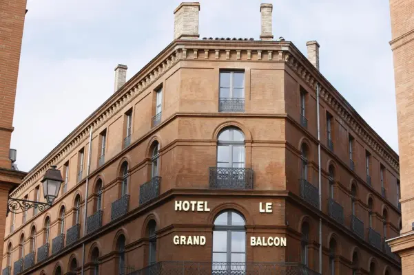 Le Grand Balcon Hôtel - Front