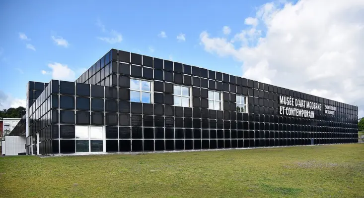 Museum für moderne und zeitgenössische Kunst – Seminarort in Saint-Priest-en-Jarez (42)