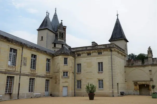 Château de Dissay - Cour
