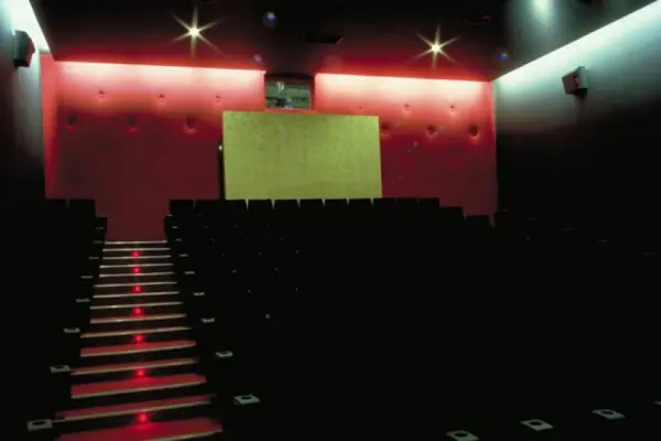 Les 3 Palmes La Valentine - Salle de cinéma