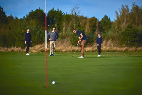 Le Manoir Hôtel - Actividad de team building - Iniciación al golf