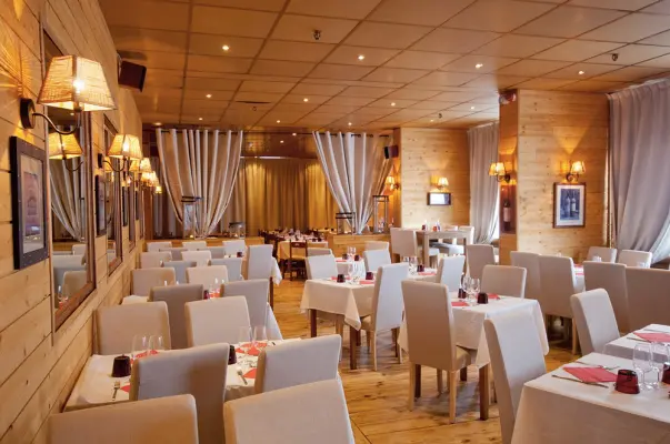 Hôtel La Mandia - Salle du restaurant
