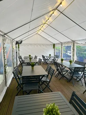 Le 58 Meeting Place - tente réception chauffée, illuminée et aménagée de 40 m2
