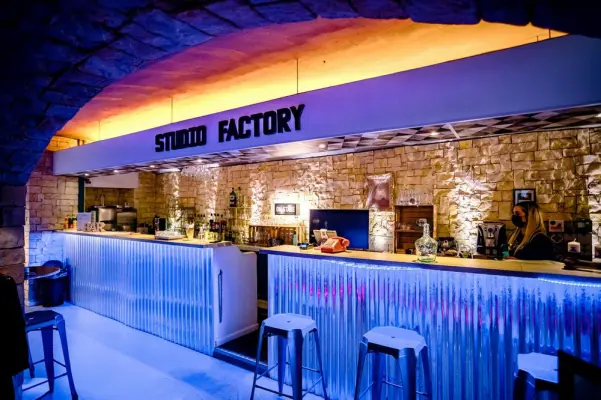 Studio Factory - Bar