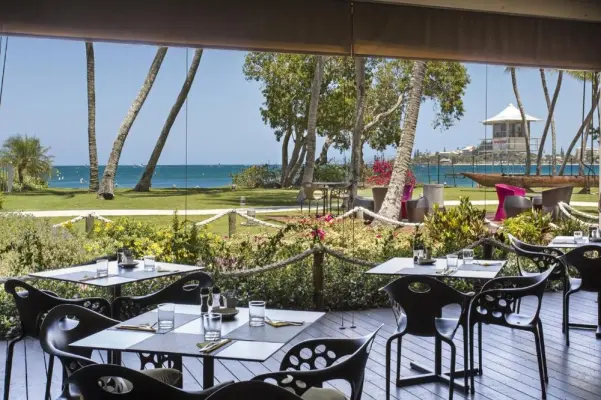 Château Royal Beach Resort et Spa - Terrasse restaurant