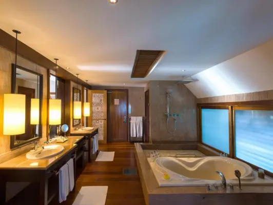 The St Regis Bora Bora Resort - Salle de bain