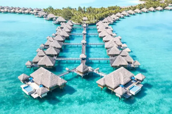 Das St. Regis Bora Bora Resort - Seminarhotel in Bora Bora