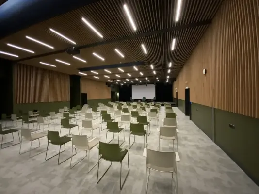 Moho - Salle de conférence