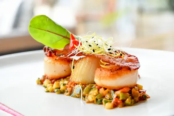 The Gardens of L'Anjou - Scallops with bacon