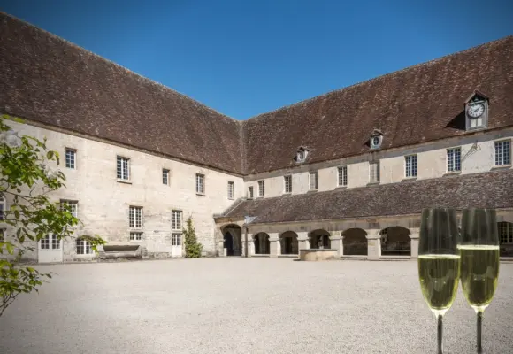 Abbaye Royale Du Moncel - Extérieur