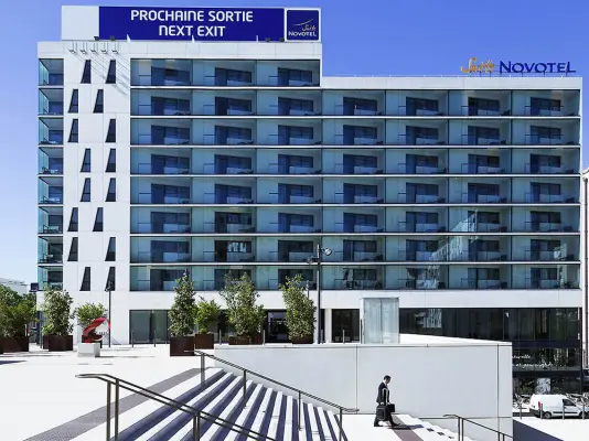 Novotel Suites Marseille Centre Euromed - Façade