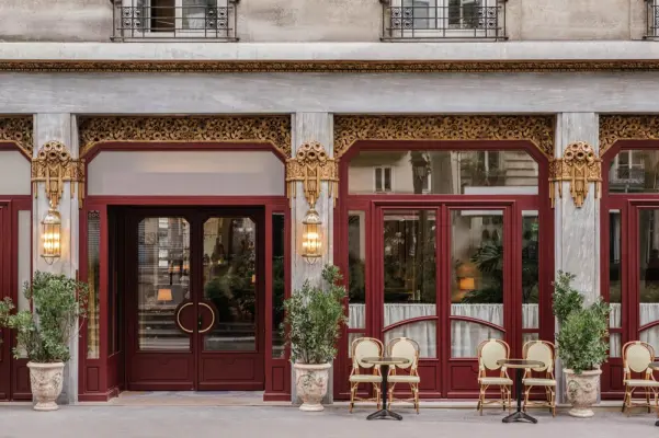 Hotel Rochechouart in Paris