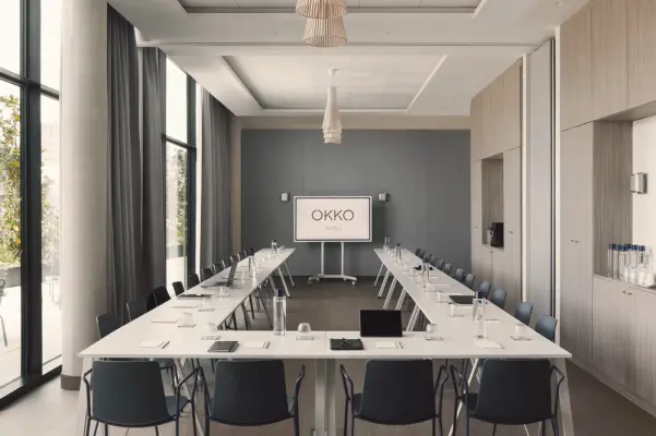 Okko Hotels Paris La Défense - 