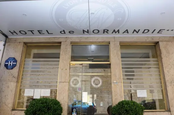 Hôtel de Normandie - Extérieur