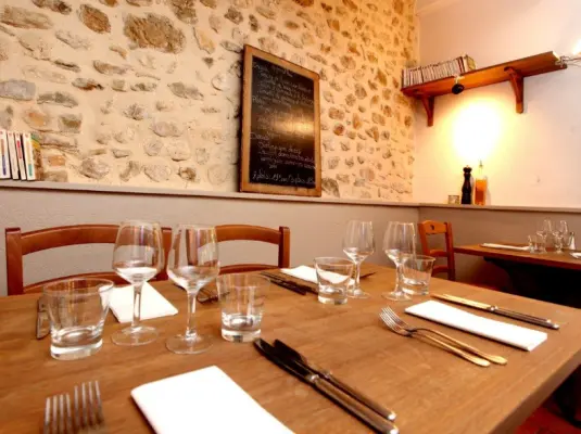 Domaine Les Mejeonnes - Table du restaurant