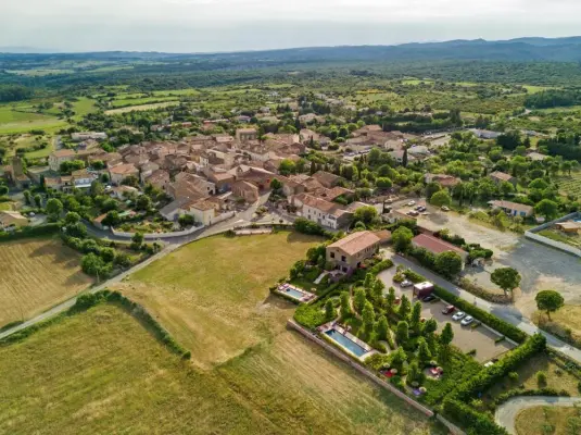 Castigno, Schloss und Dorf - Seminarort in Assignan (34)