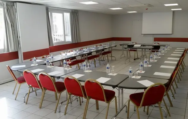 Hotel-Restaurante L'Amandier - Lugar para seminarios en Nanterre (92)