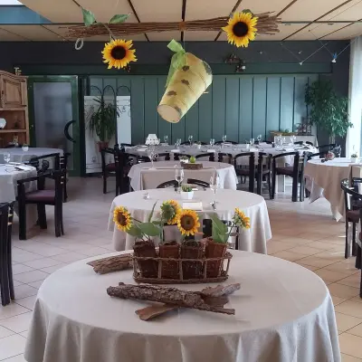 Restaurant La Renaissance - Tables